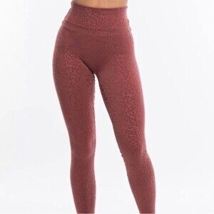 ECHT Textured Leopard Print Leggings Size Small